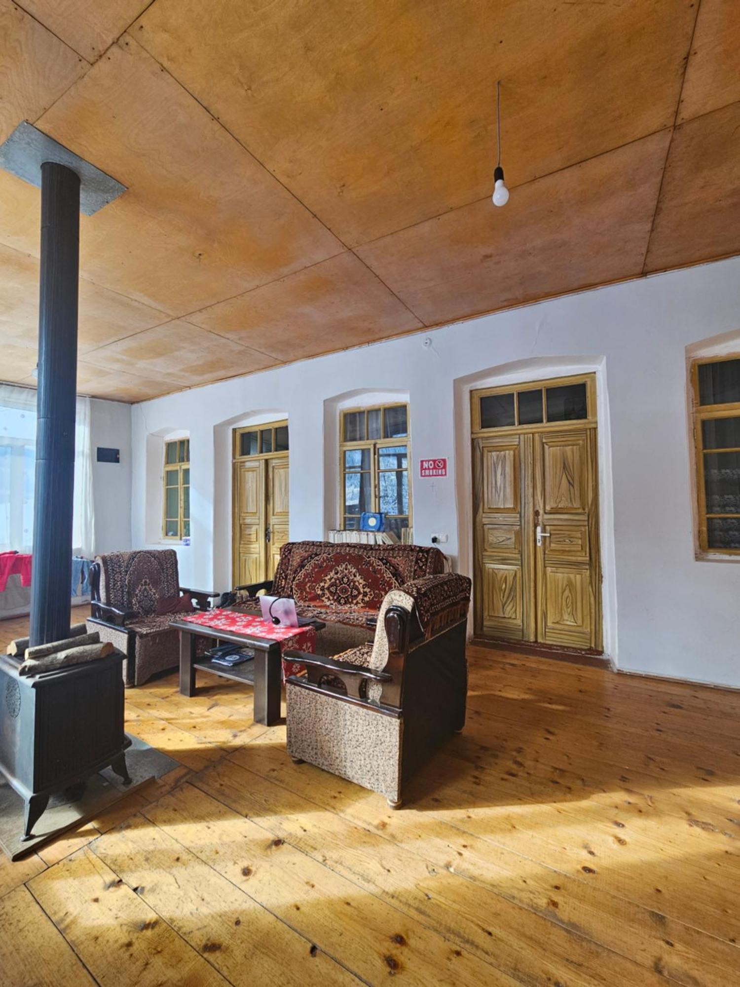 Guest House Ketevan Niguriani Mestia Exteriér fotografie